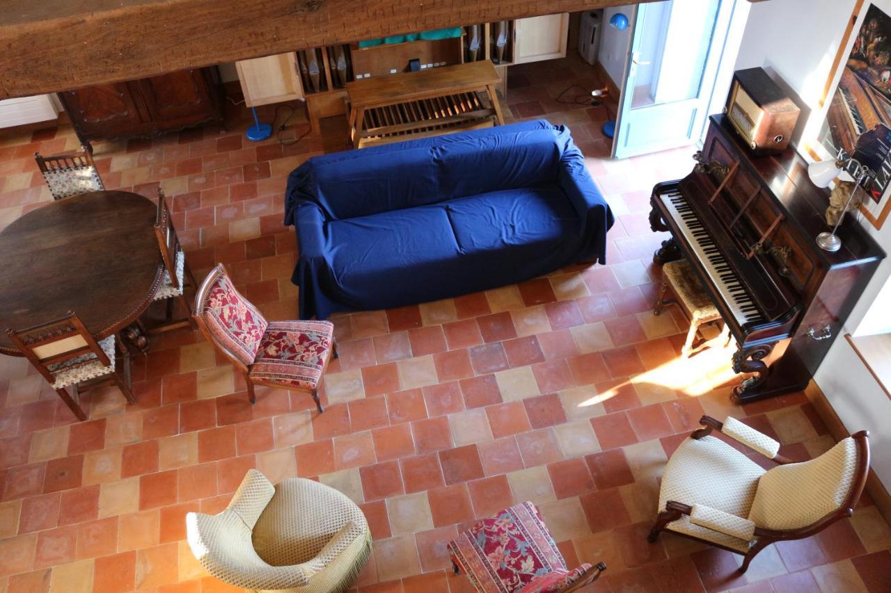 Вилла Chez Celestine Souvigny Экстерьер фото
