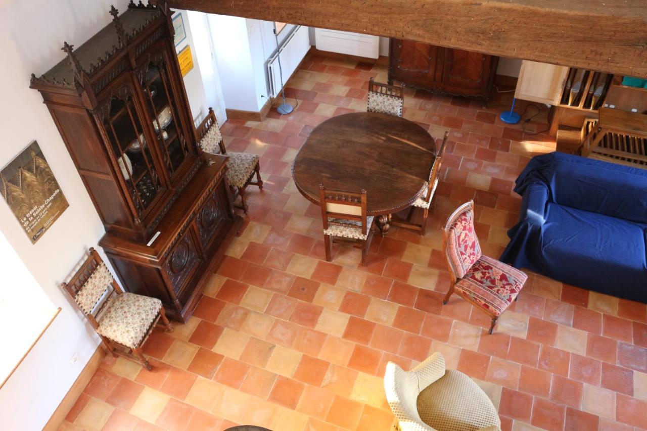 Вилла Chez Celestine Souvigny Экстерьер фото